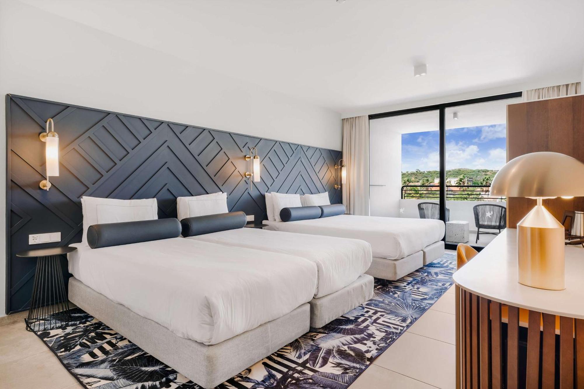 Mangrove Beach Corendon Curacao All-Inclusive Resort, Curio By Hilton Willemstad Eksteriør bilde