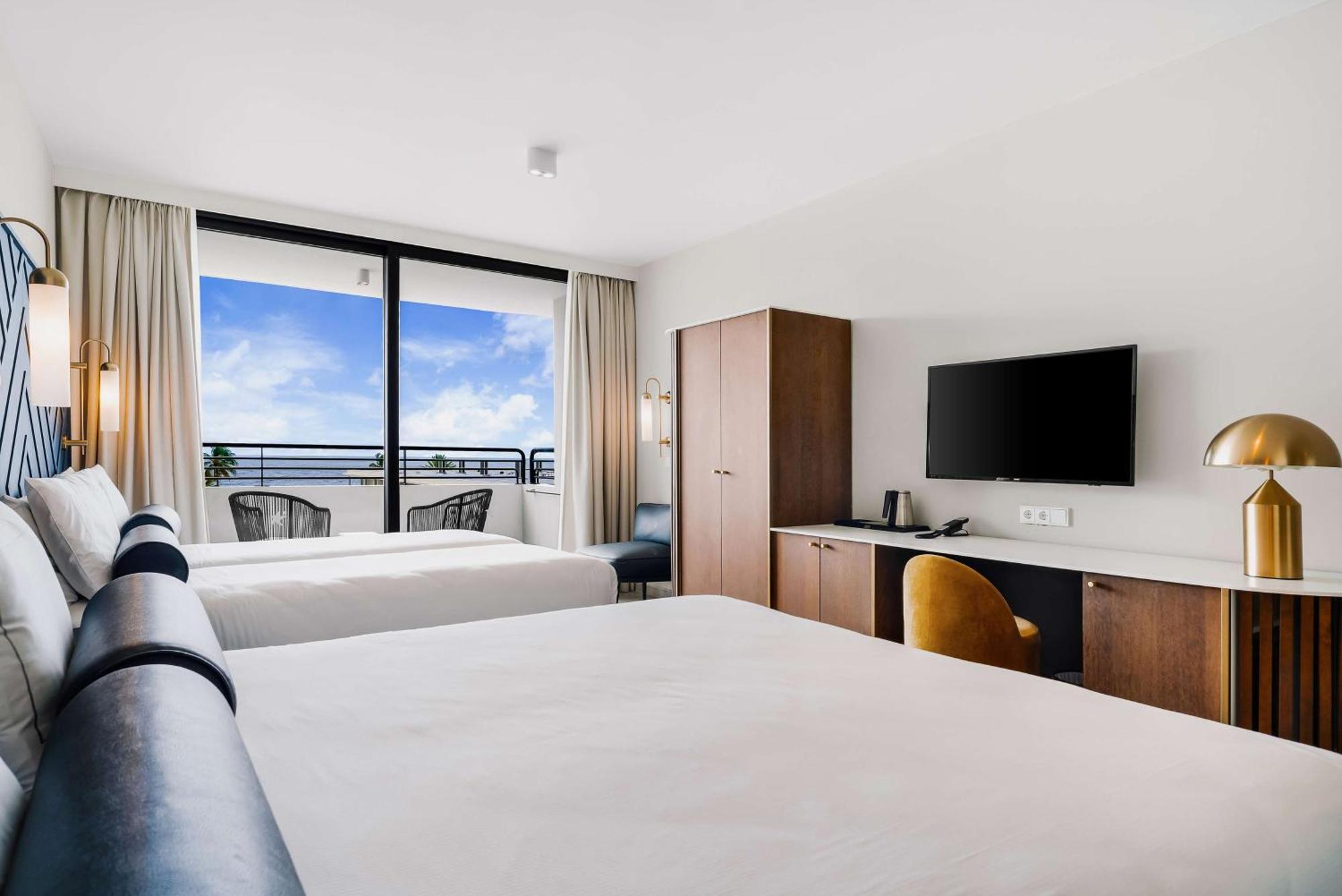 Mangrove Beach Corendon Curacao All-Inclusive Resort, Curio By Hilton Willemstad Eksteriør bilde