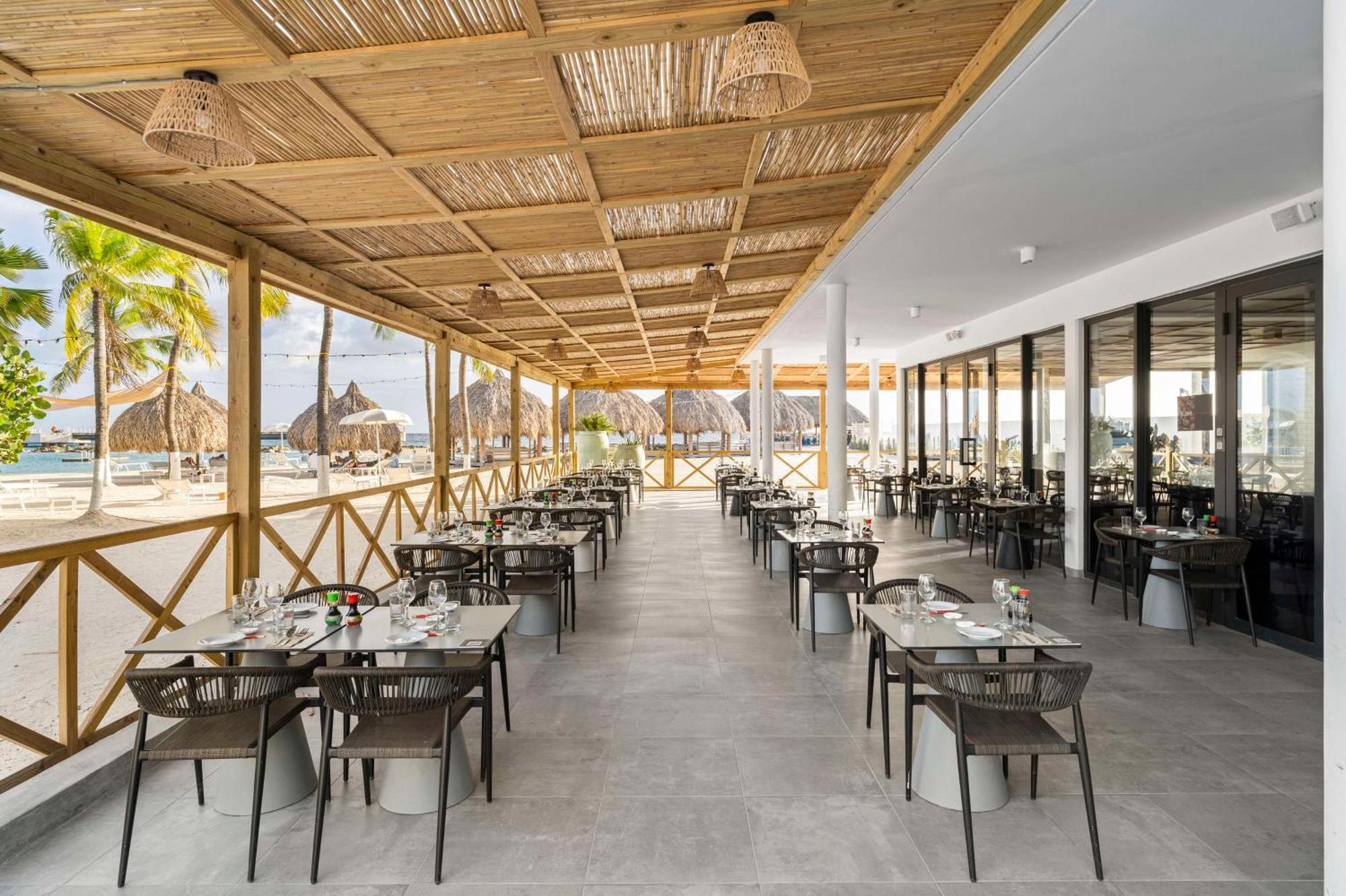 Mangrove Beach Corendon Curacao All-Inclusive Resort, Curio By Hilton Willemstad Eksteriør bilde