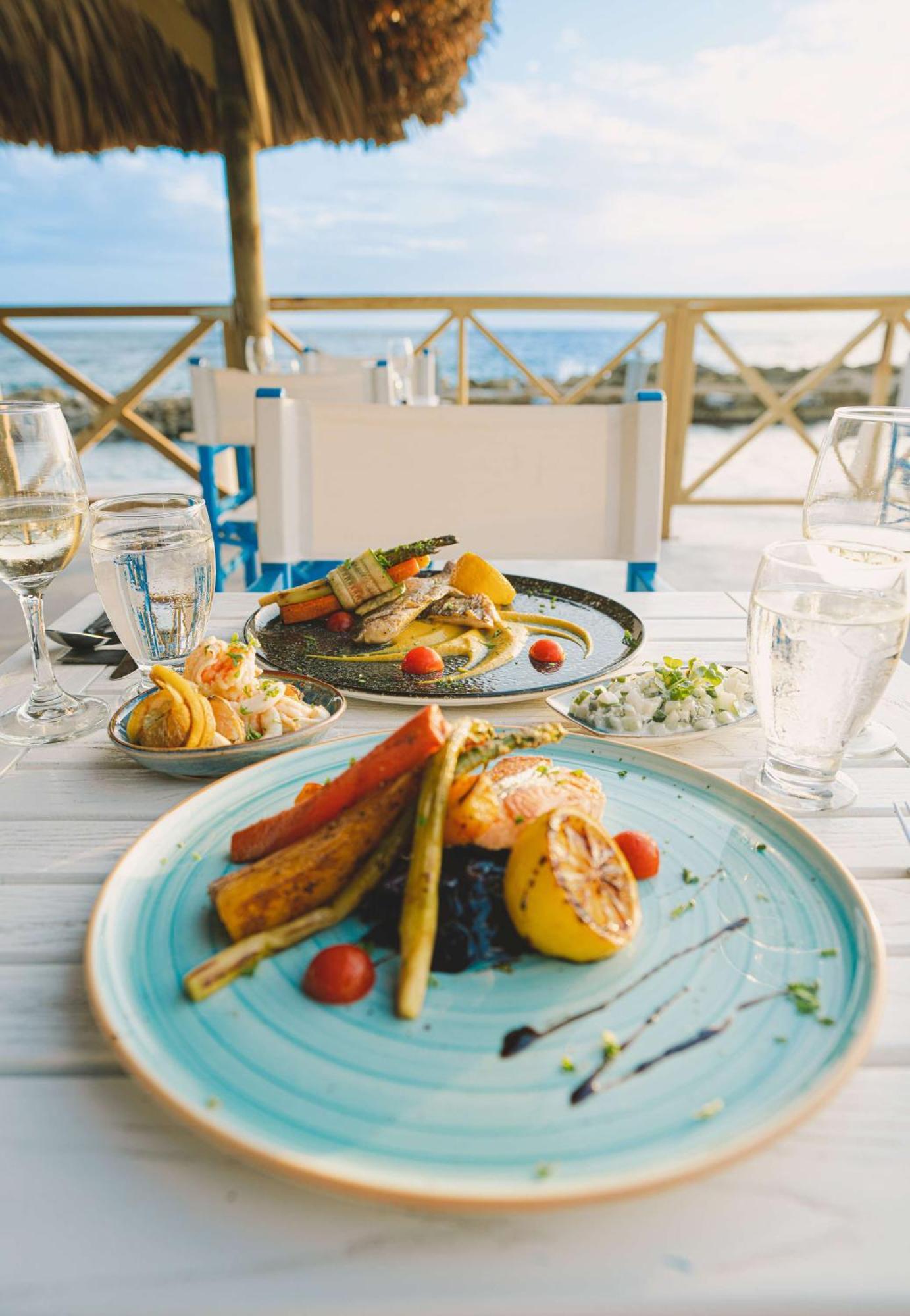 Mangrove Beach Corendon Curacao All-Inclusive Resort, Curio By Hilton Willemstad Eksteriør bilde